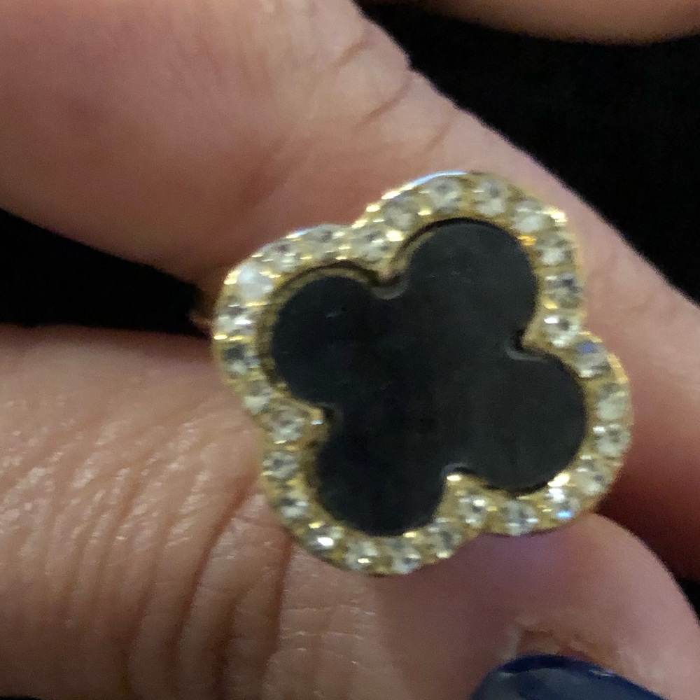 BEAUTIFUL CLOVER RINGS NEW ☘️ - Picture 13 of 14